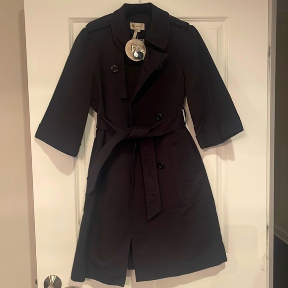 Women’s BCBG Pea Coat Size Medium NWT - Picture 1 of 4